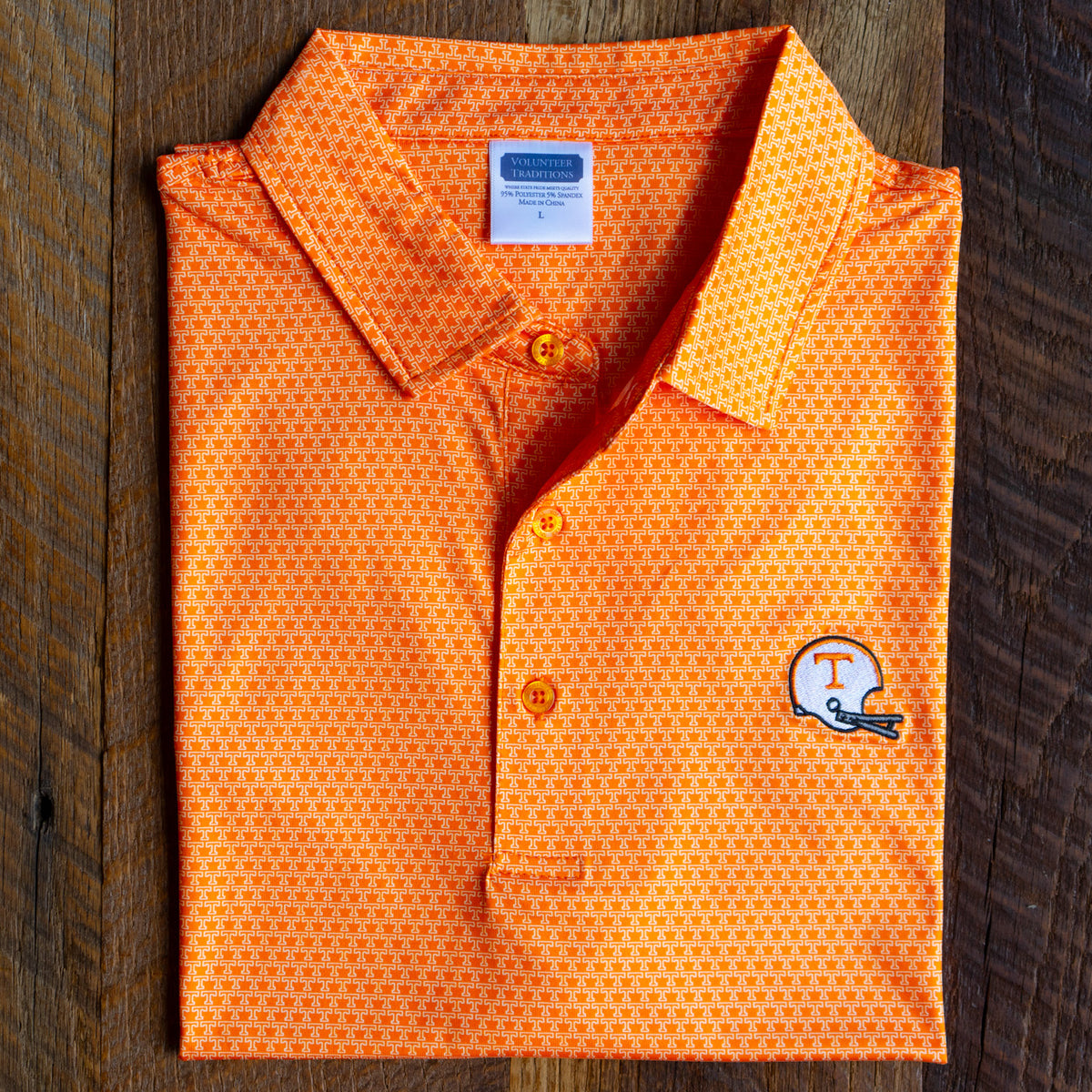 Vols all T in orange.Helmet.Folded