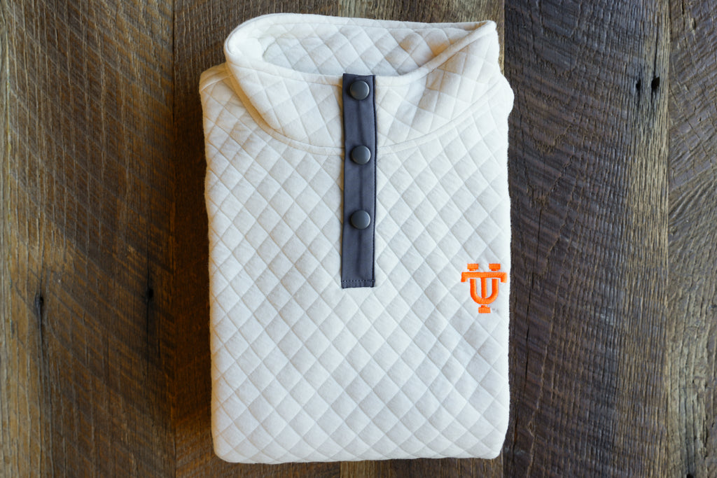 UT Quilted Snap Pullovers