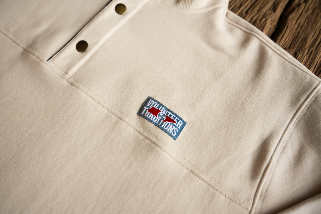 TN State Label Snap Pullover